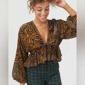 NWOT Urban Outfitters swirl velvet tie front balloon sleeve crop top size XS